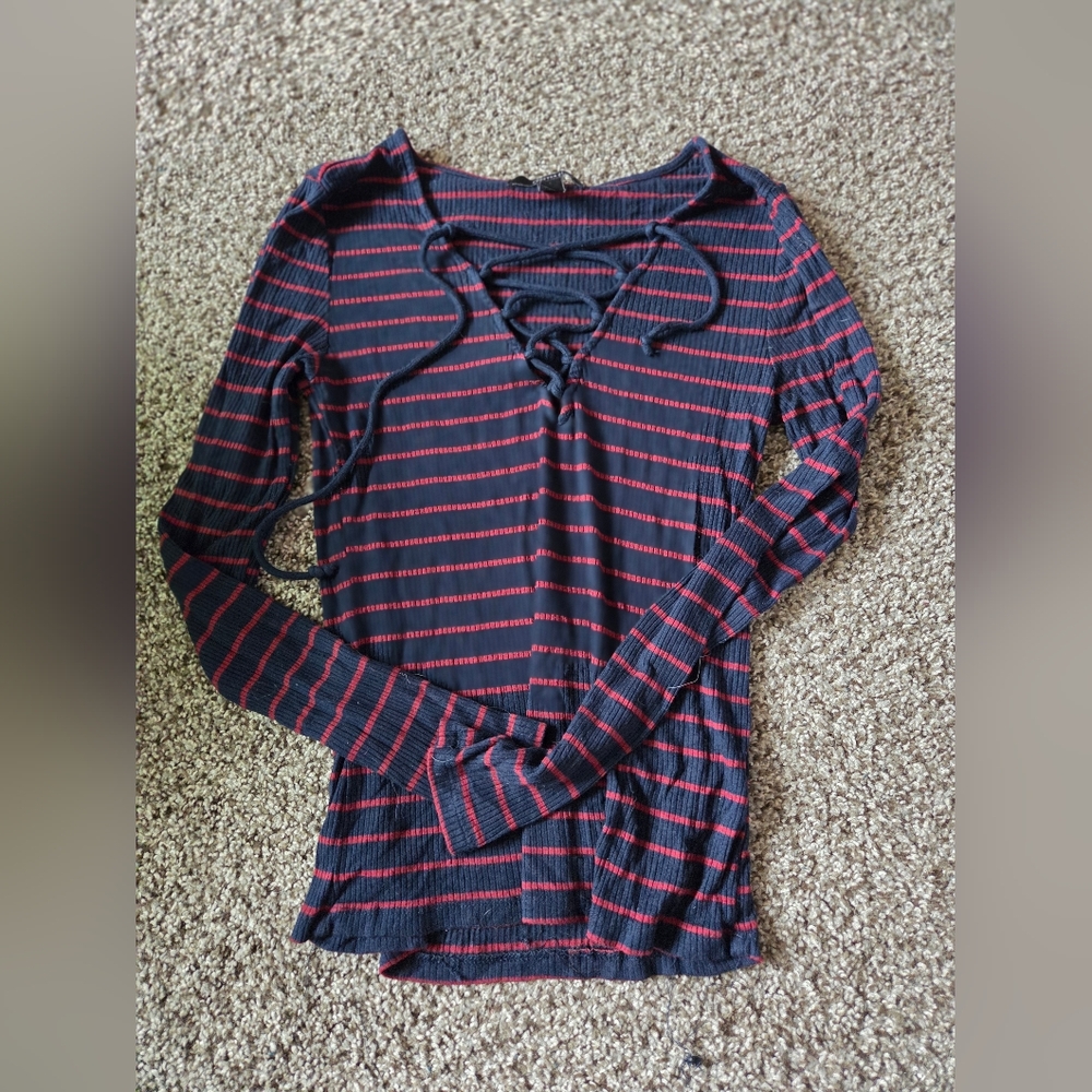 Forever 21 Blue and Red Tie Front Long Sleeve Blouse